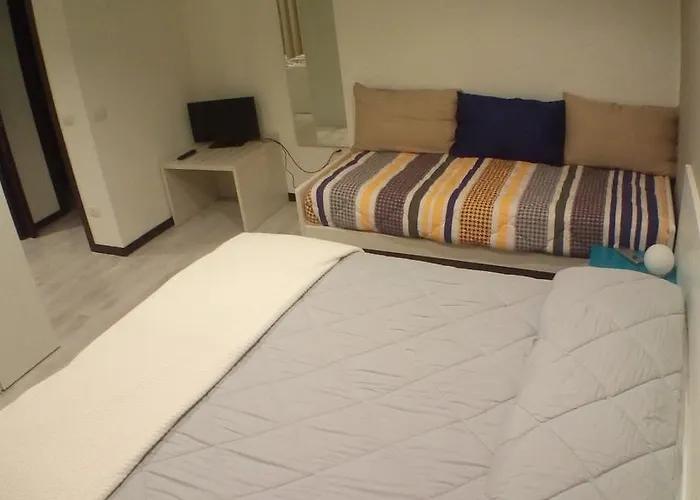 Sassi 21/a E 21/b Guest house 3*